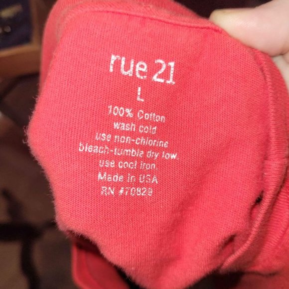 rue 21 shirts large my heart belongs too... - Picture 3 of 3